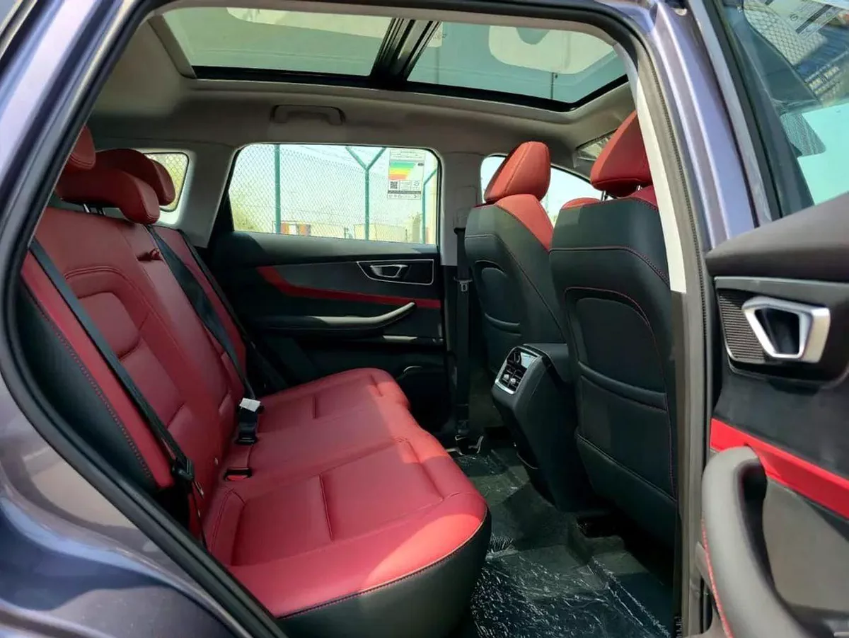 Chery Tiggo 7 Luxury Chery Tiggo 7 Luxury with panoramic roof 2026 GCC specs (FOR EXPORT ONLY)-9-0