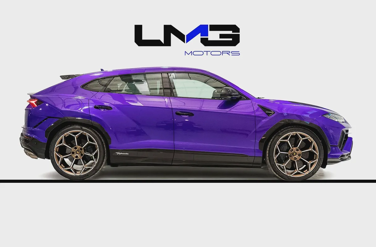 2023 URUS PERFORMANTE RIGHT HAND  | VERY LOW MILEAGE | 60TH ANNIVERSARY EDITION | AKRAPOVIC EXHAUST-2-2