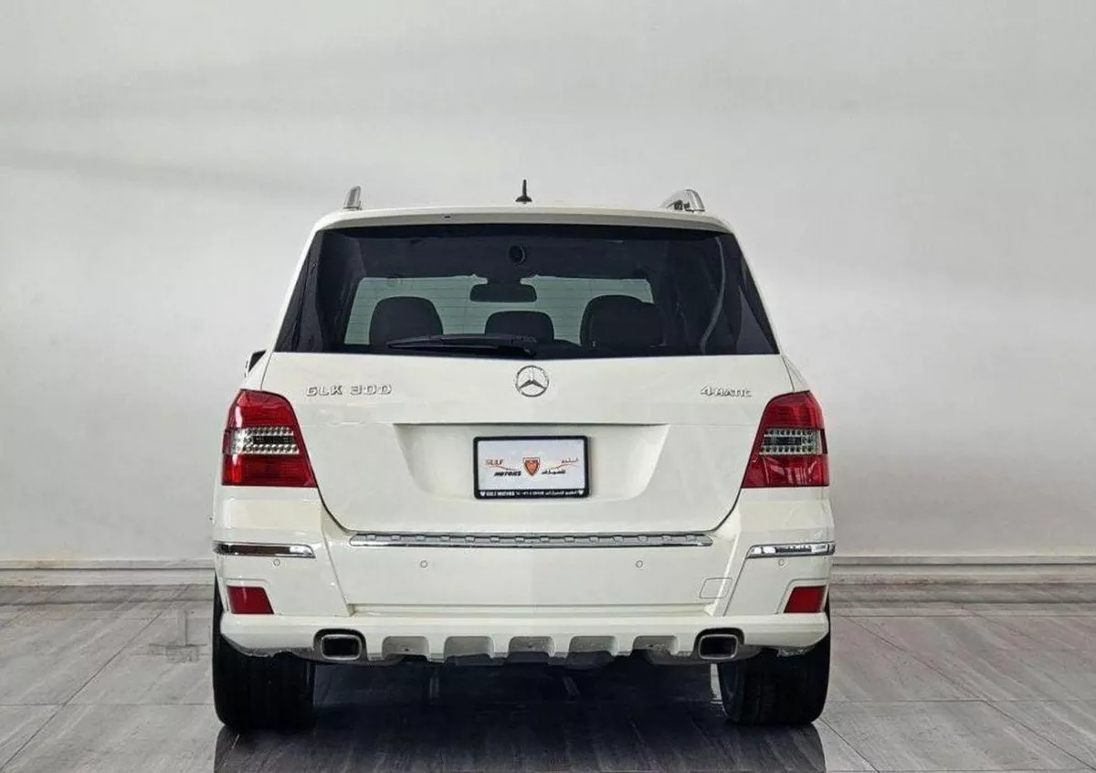 Mercedes Benz GLK300 GE GCC  Specifications-4-0