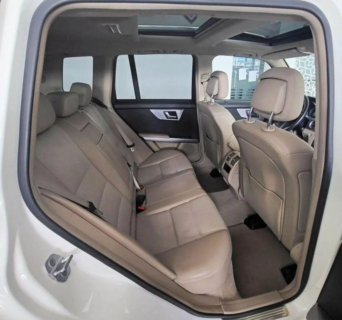 Mercedes Benz GLK300 GE GCC  Specifications-7-0