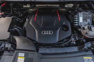 Audi SQ5 2023-13
