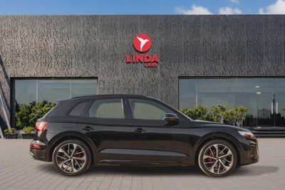 Audi SQ5 2023-18