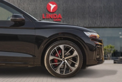 Audi SQ5 2023-8