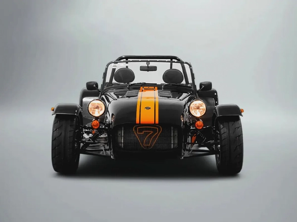 CASH ONLY: 239,000 AED | 2025 Caterham 360S / Perfect Entry-Level Caterham / Caterham Warranty