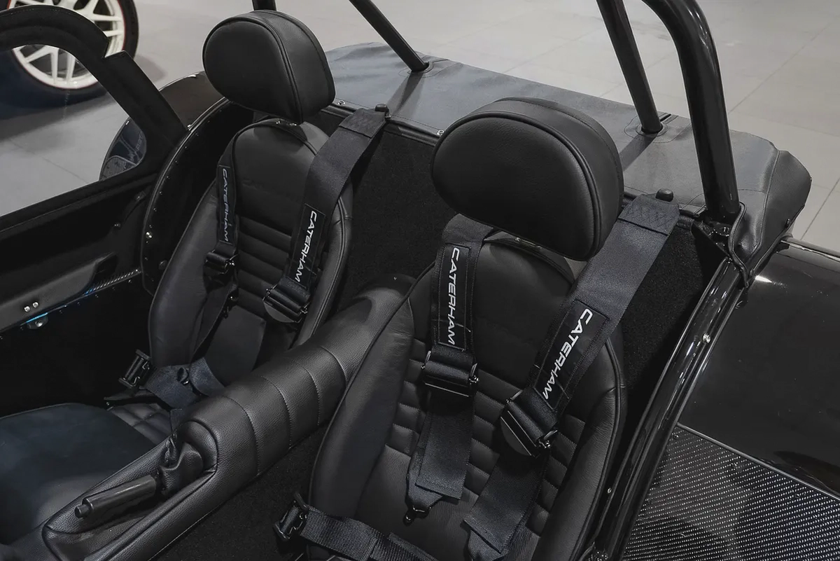 CASH ONLY: 239,000 AED | 2025 Caterham 360S / Perfect Entry-Level Caterham / Caterham Warranty-13-13