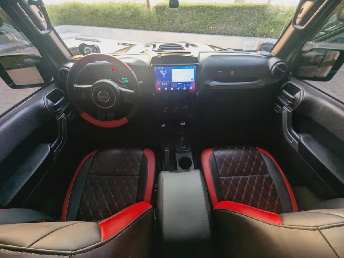 Jeep Wrangler Sport 2015 GCC Specs - Well Maintained And Fully Modded Very Clean Low KM SUV