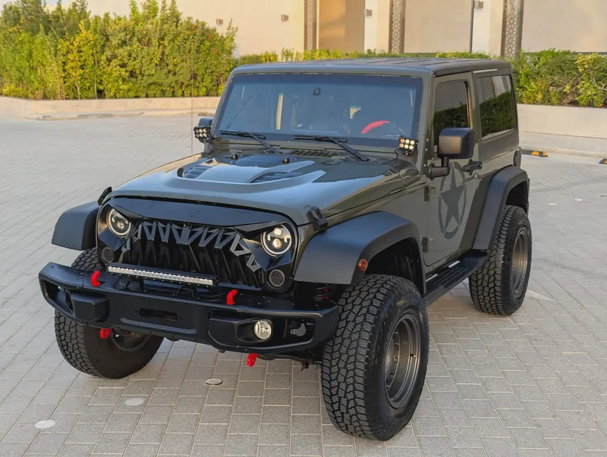 Jeep Wrangler Sport 2015 GCC Specs - Well Maintained And Fully Modded Very Clean Low KM SUV