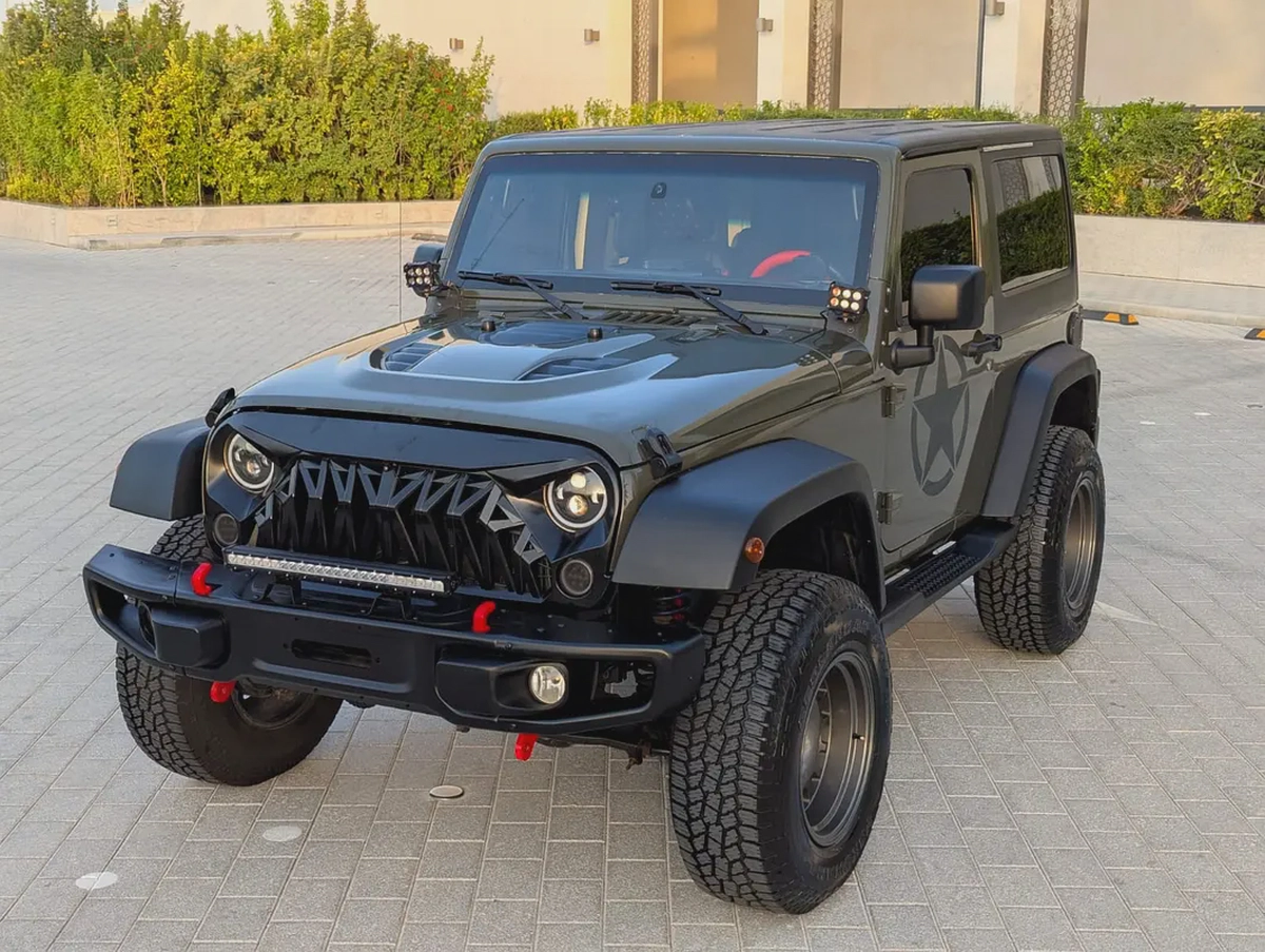 Jeep Wrangler Sport 2015 GCC Specs - Well Maintained And Fully Modded Very Clean Low KM SUV