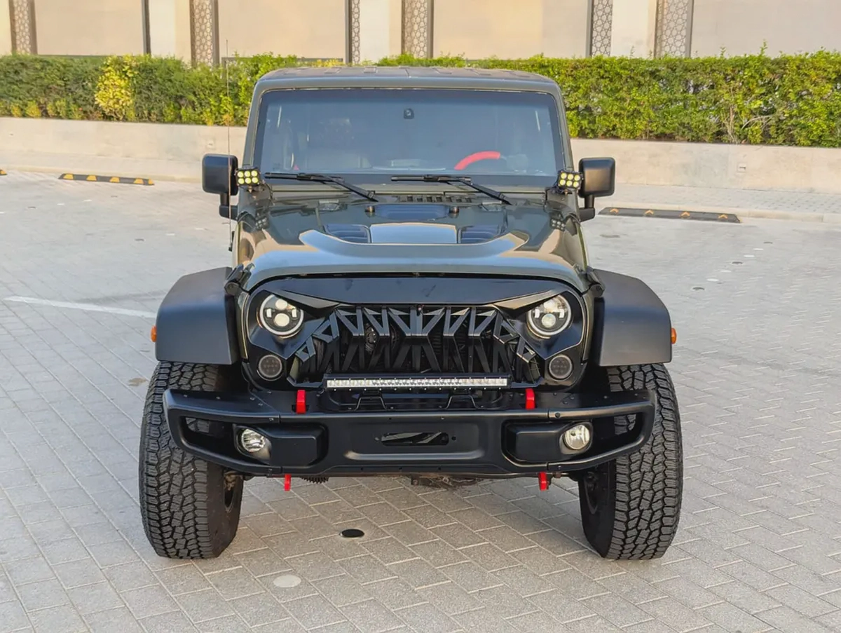 Jeep Wrangler Sport 2015 GCC Specs - Well Maintained And Fully Modded Very Clean Low KM SUV