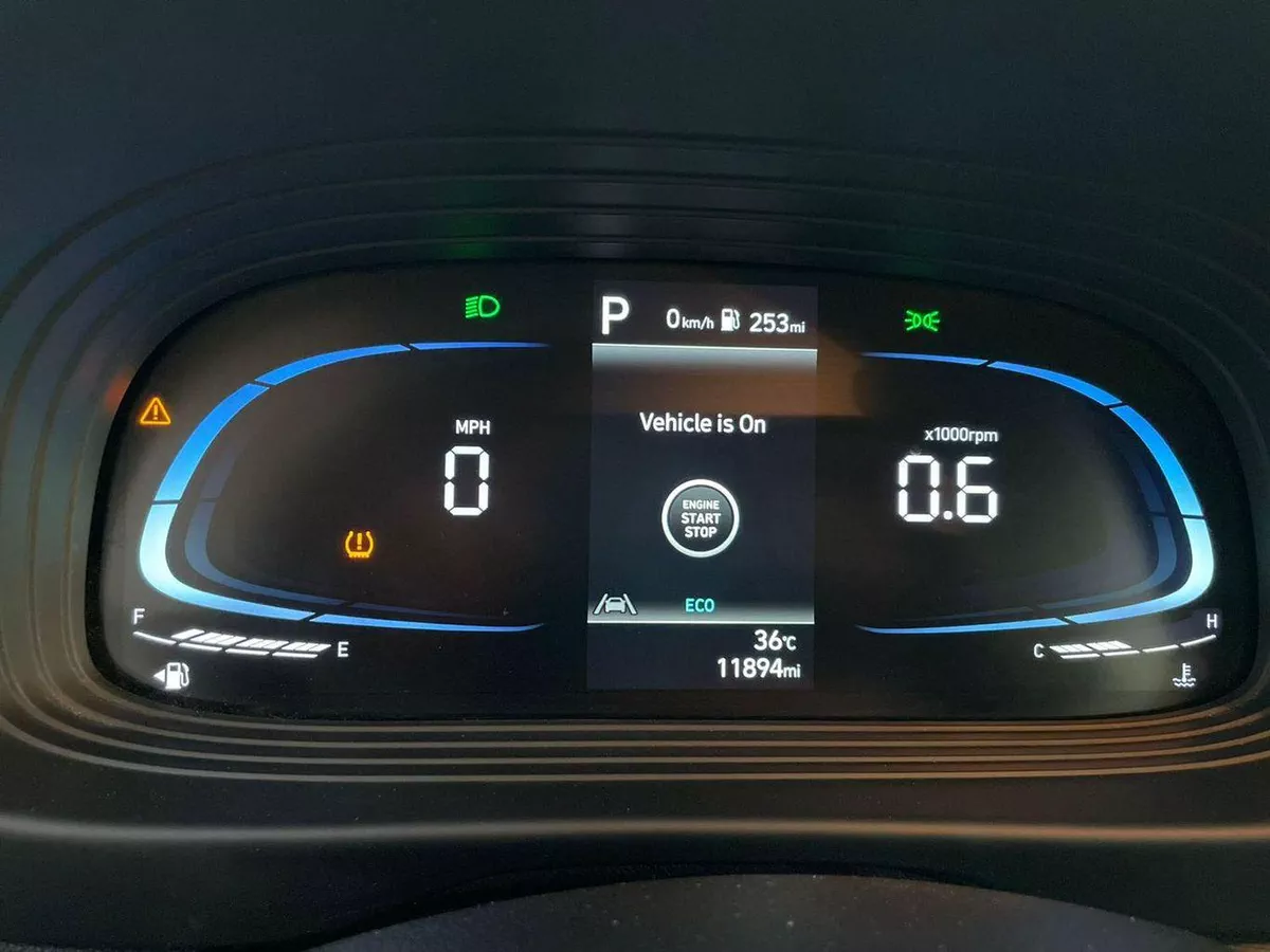 For sale Hyundai Venue I (Indian Market) Facelift, 1.0 l, 2023 in UAE, Sharjah-10-10