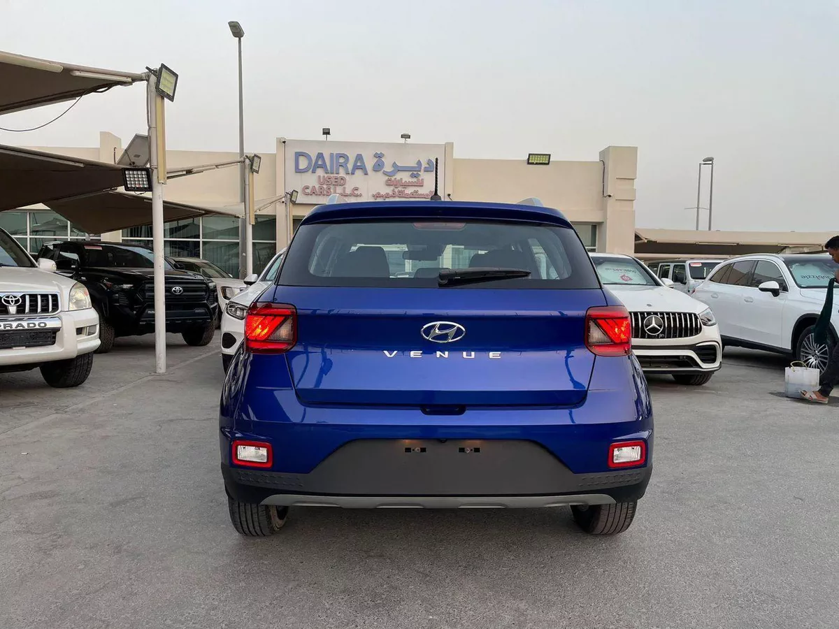 For sale Hyundai Venue I (Indian Market) Facelift, 1.0 l, 2023 in UAE, Sharjah-1-1