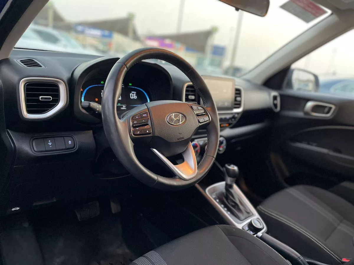 For sale Hyundai Venue I (Indian Market) Facelift, 1.0 l, 2023 in UAE, Sharjah-4-4
