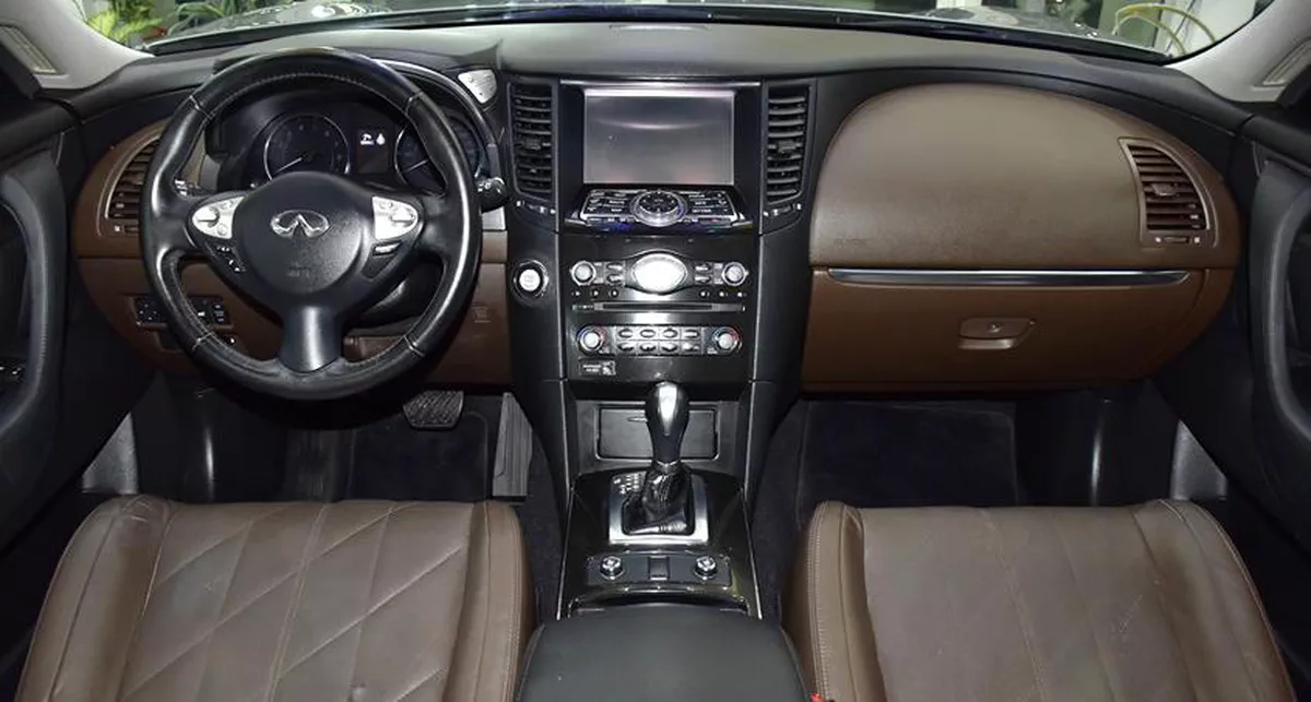 Infiniti QX70 ( 2020 Model ) in Silver C...-2-2