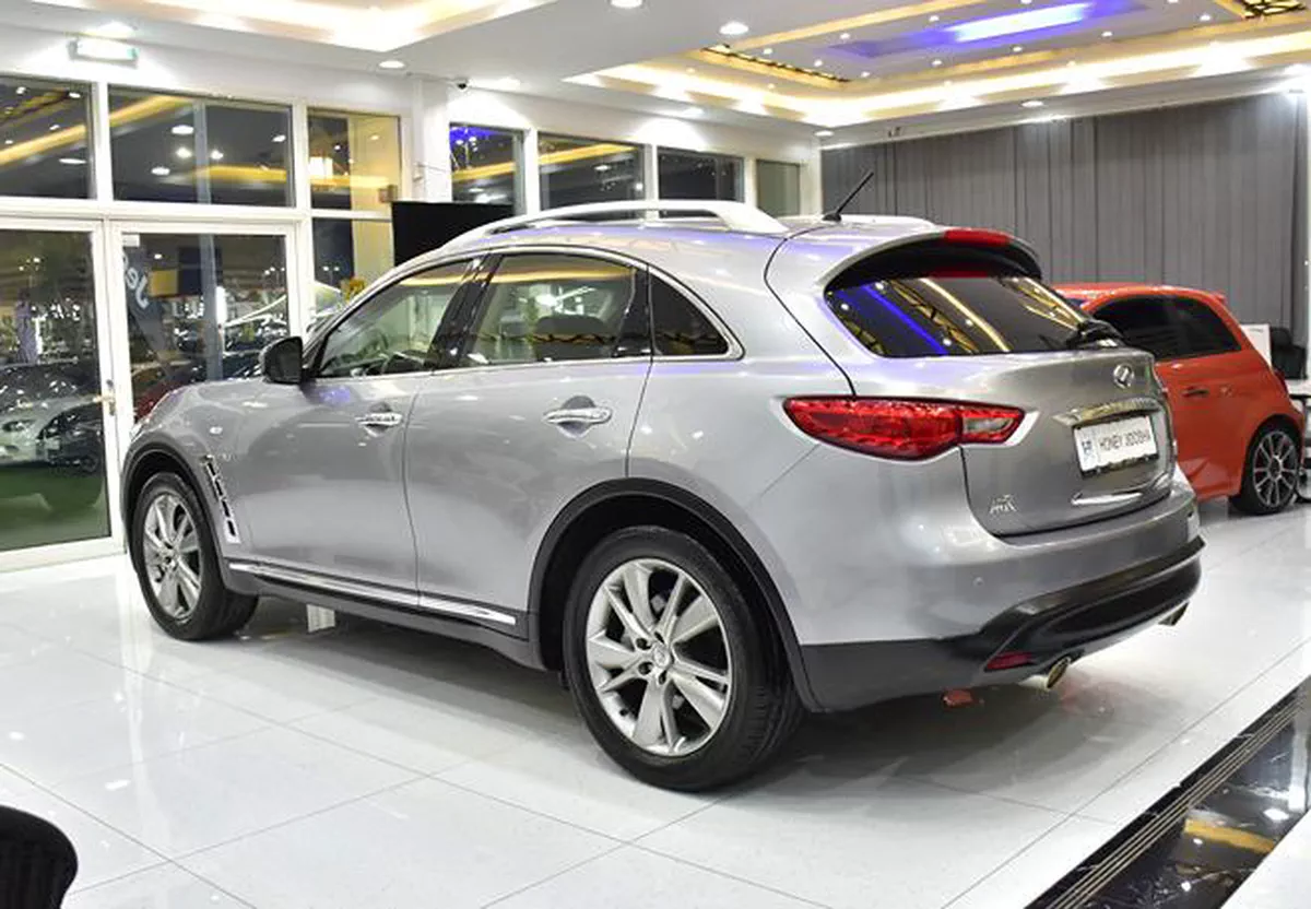 Infiniti QX70 ( 2020 Model ) in Silver C...-5-5