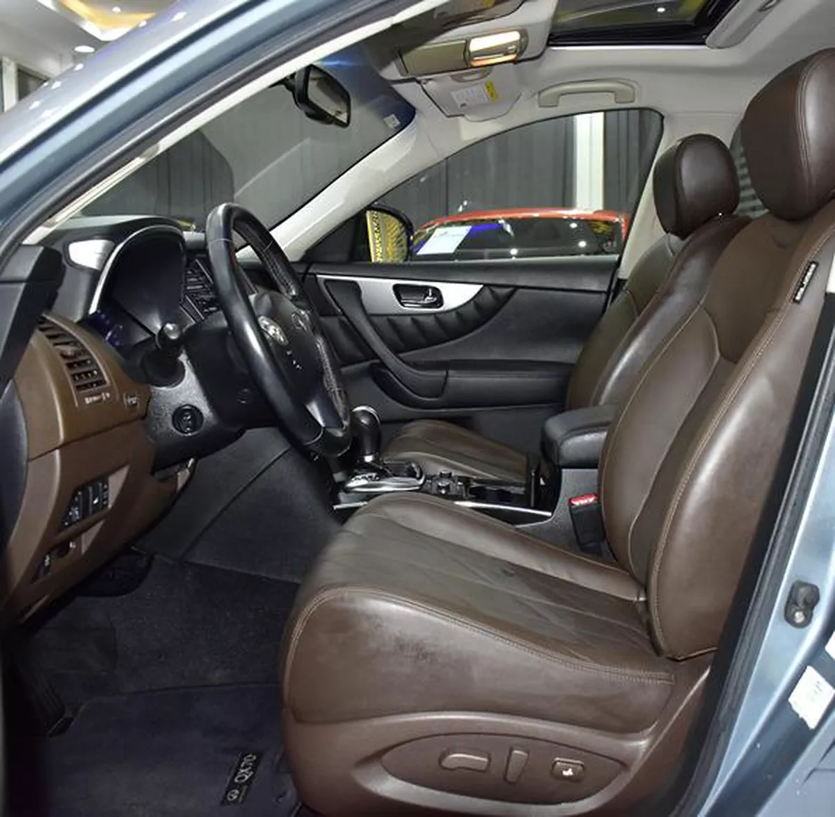 Infiniti QX70 ( 2020 Model ) in Silver C...-6-6
