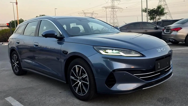 Brand New 2025 BYD Seal 06 Premium - Chinese Specs