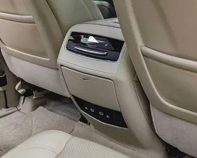 CADILLAC ESCALADE SPORT PLATINUM - 2022 - GCC - AL GHANDI WARRANTY AND SERVICE CONTRACT-17