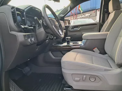 GMC Sierra Elevation | GCC Specs Accident Free Under Warranty Very Well Maintained-10