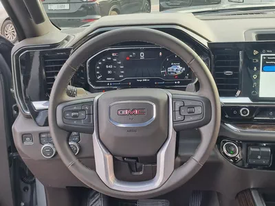 GMC Sierra Elevation | GCC Specs Accident Free Under Warranty Very Well Maintained-15
