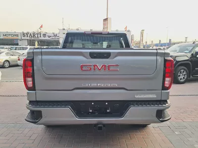 GMC Sierra Elevation | GCC Specs Accident Free Under Warranty Very Well Maintained-5
