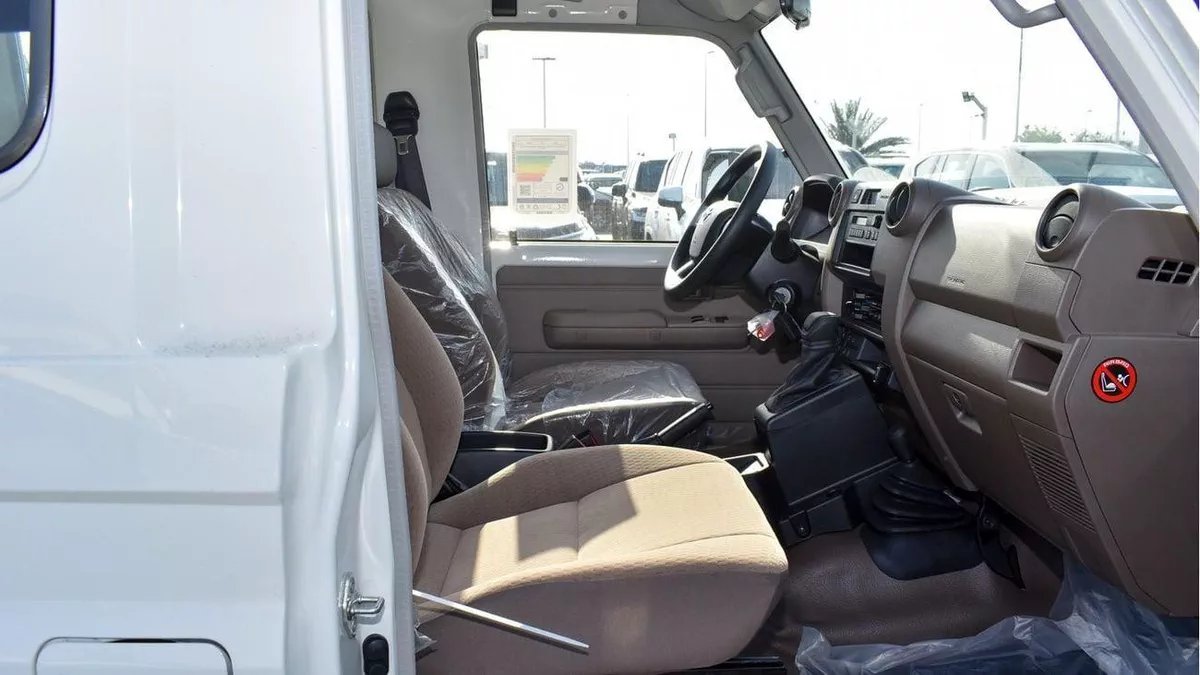 Toyota Land Cruiser 70 LC 78 HARDTOP 4.0L AT LC78  4.0L Double Tank Auto Transmission-5-0