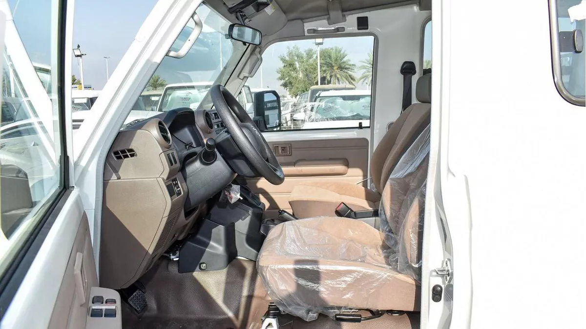 Toyota Land Cruiser 70 LC 78 HARDTOP 4.0L AT LC78  4.0L Double Tank Auto Transmission-8-0