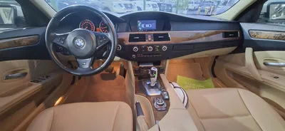 BMW 5-Series 523i 2010 | GCC Specs super clean car with M KIT-9