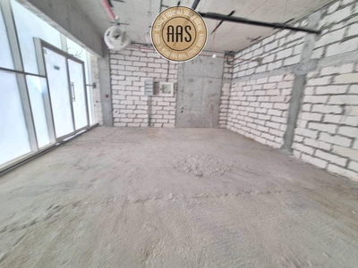 Ready To Move Shop Available At Hot Location-3