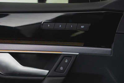 2023 Volkswagen Touareg R-Line - GCC Specs - Like New!-9