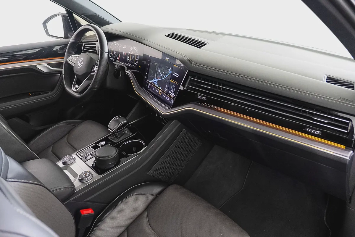 2023 Volkswagen Touareg R-Line - GCC Specs - Like New!-11-11
