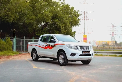 Navara | Double Cabin SE 4X2 | Manual | GCC Specs | Ref#N73209-1