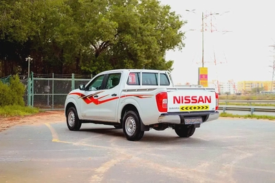 Navara | Double Cabin SE 4X2 | Manual | GCC Specs | Ref#N73209-3