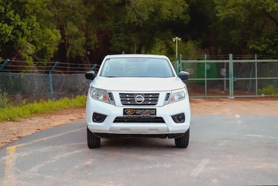Navara | Double Cabin SE 4X2 | Manual | GCC Specs | Ref#N73209-4