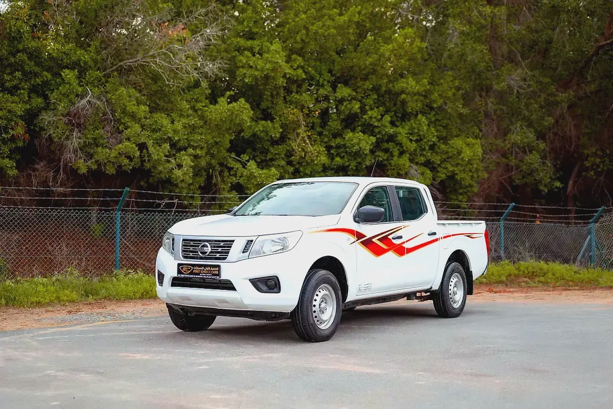 Navara | Double Cabin SE 4X2 | Manual | GCC Specs | Ref#N73209