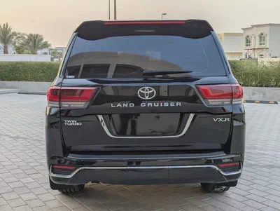 GCC  Toyota Land Cruiser 2019 VXR | 2026 Facelift | GCC Specs | 51,000 KM Excellent Condition-7