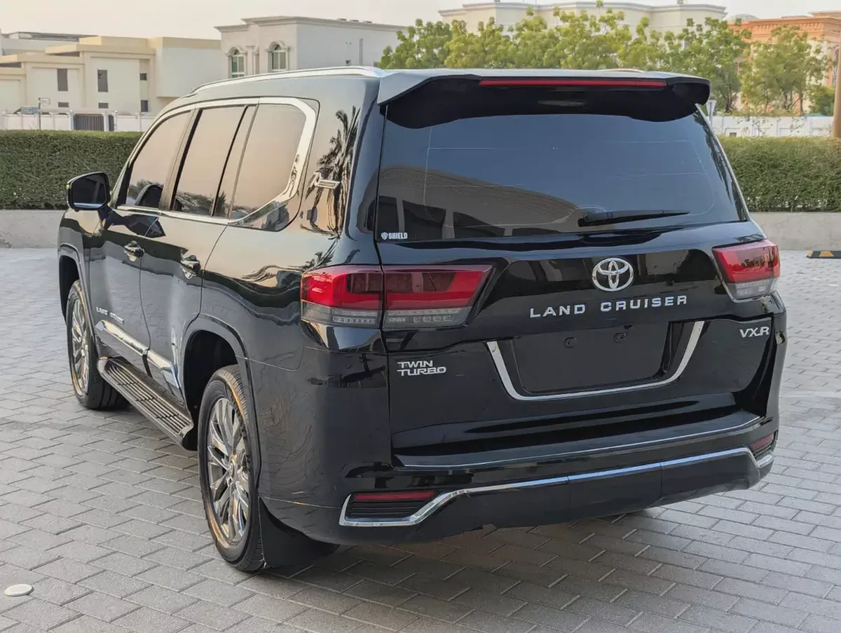 GCC  Toyota Land Cruiser 2019 VXR | 2026 Facelift | GCC Specs | 51,000 KM Excellent Condition-6-6