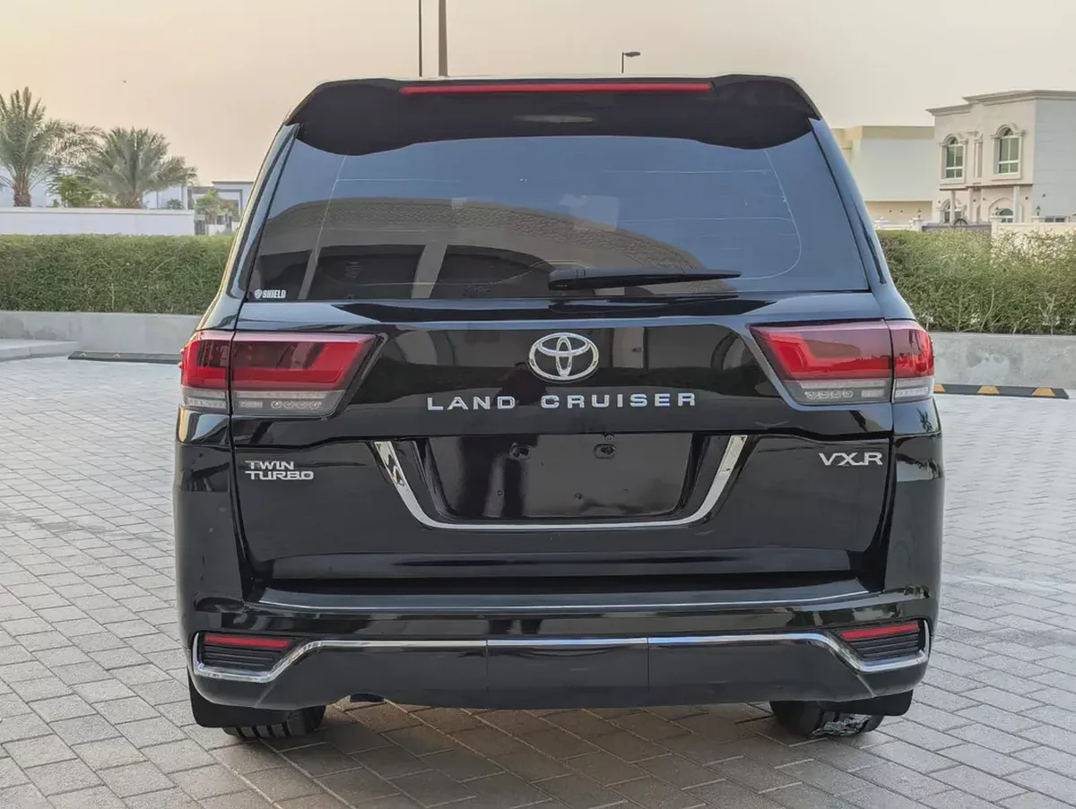 GCC  Toyota Land Cruiser 2019 VXR | 2026 Facelift | GCC Specs | 51,000 KM Excellent Condition-7-7