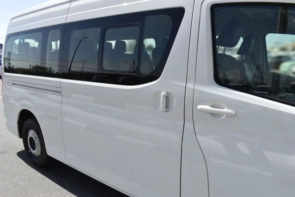 Toyota Hiace 3.5L 14 SETER