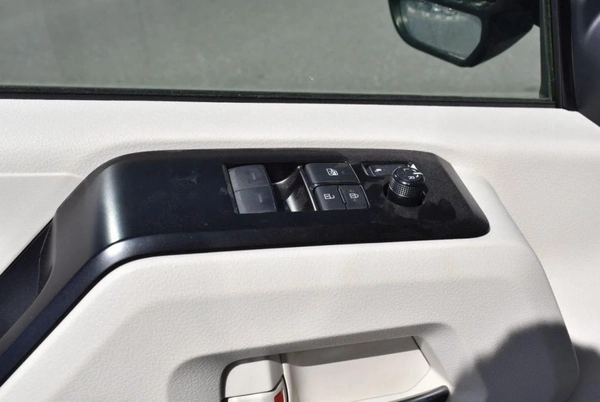 Toyota Hiace 3.5L 14 SETER