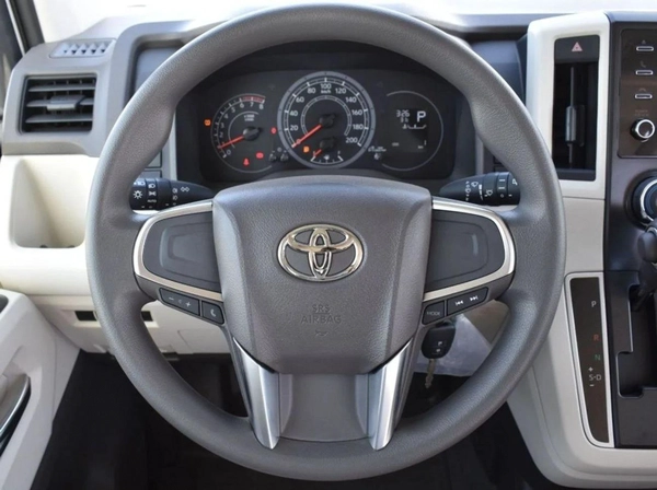 Toyota Hiace 3.5L 14 SETER