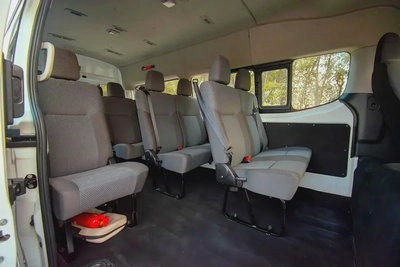 High-Roof 13-Seater Passenger Van | Automatic | GCC Specs | Ref#N85175-12