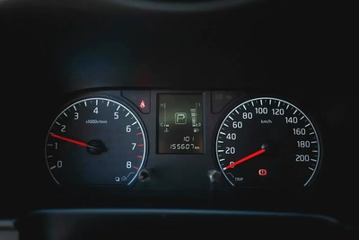 High-Roof 13-Seater Passenger Van | Automatic | GCC Specs | Ref#N85175-14