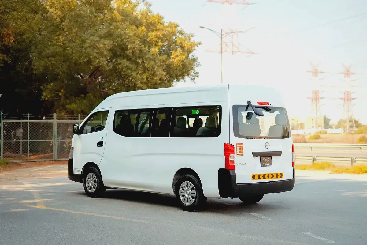 High-Roof 13-Seater Passenger Van | Automatic | GCC Specs | Ref#N85175-3-3