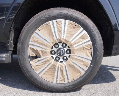 Lexus LX600 SIGNATURE-12