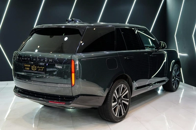 Land Rover Range Rover Vogue HSE P400-7