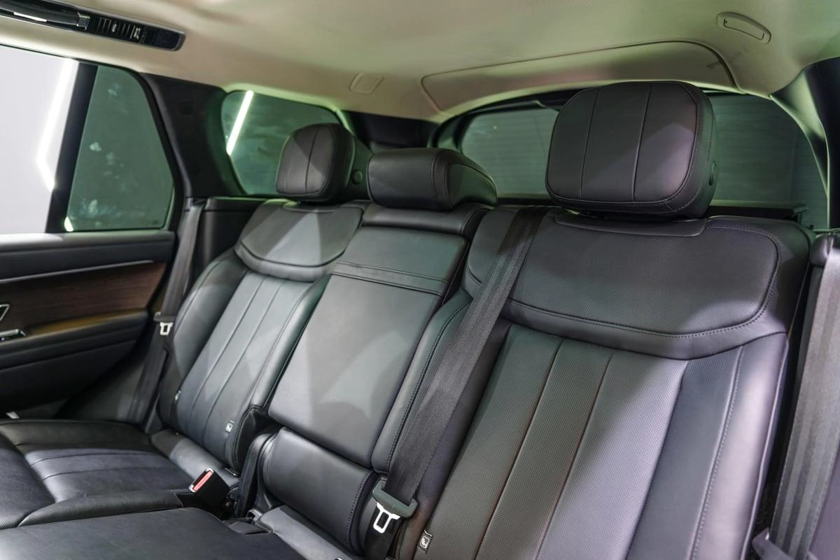 Land Rover Range Rover Vogue HSE P400-9-9