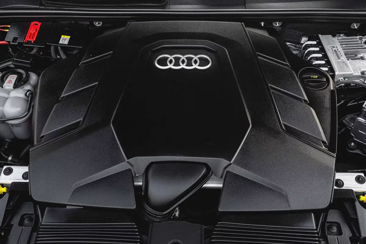 3,134 P.M |  Q7 55 TFSI Quattro S-Line | 0% Downpayment | 2027 AUDI WARRANTY!-13-13