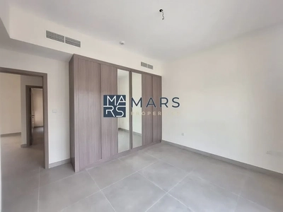 🌟 Spacious 3-Bedroom Townhouse in Eco-Friendly Sharjah Sustainable City - AED 120,000/Year 🌿-14