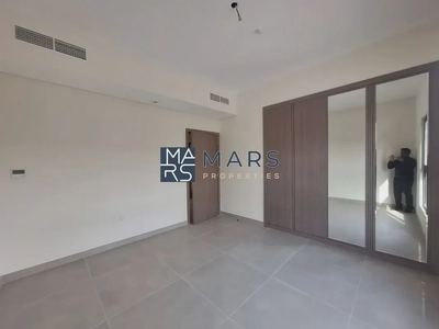 🌟 Spacious 3-Bedroom Townhouse in Eco-Friendly Sharjah Sustainable City - AED 120,000/Year 🌿-4