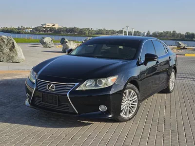 Lexus Es 350 2013 US Specs Very Neat and Clean Premium Condition Wifh Low KM Perfect Luxury Sedan-0